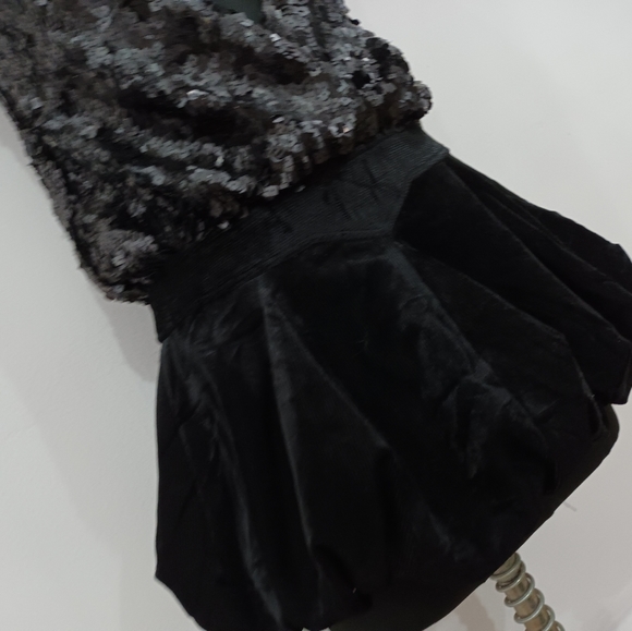 Sequine and velvet mini dress ..fix price free shipping - Picture 2 of 8